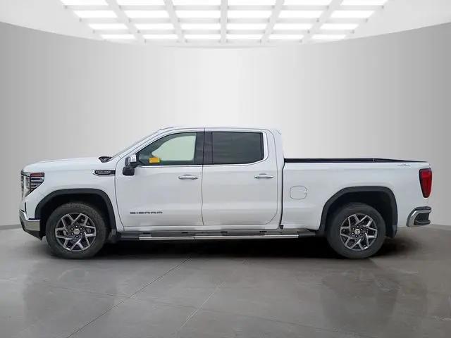 2023 GMC Sierra 1500 4WD Crew Cab Standard Box SLT
