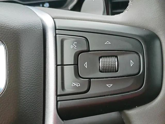 2023 GMC Sierra 1500 4WD Crew Cab Standard Box SLT