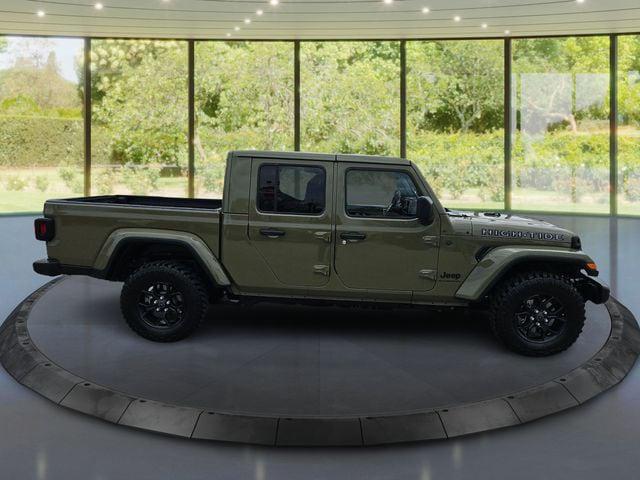 2025 Jeep Gladiator High Tide