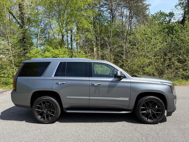 2020 Cadillac Escalade 4WD Luxury