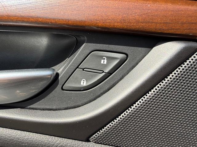 2020 Cadillac Escalade 4WD Luxury