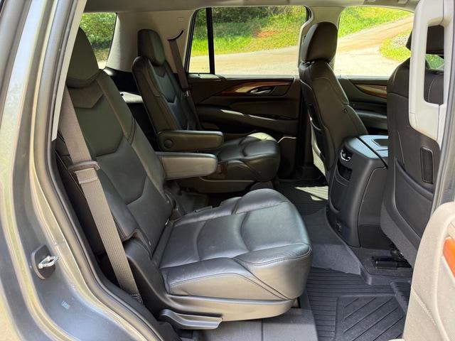 2020 Cadillac Escalade 4WD Luxury