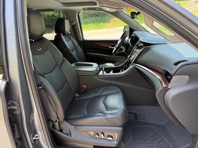 2020 Cadillac Escalade 4WD Luxury