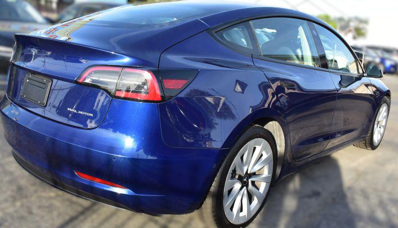 2022 Tesla Model 3 Long Range Dual Motor All-Wheel Drive