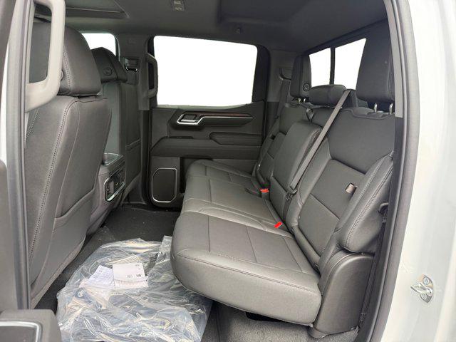 2026 GMC Sierra 1500 Crew Cab, Short Bed, SLT, 4WD