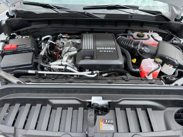 2026 GMC Sierra 1500 Crew Cab, Short Bed, SLT, 4WD