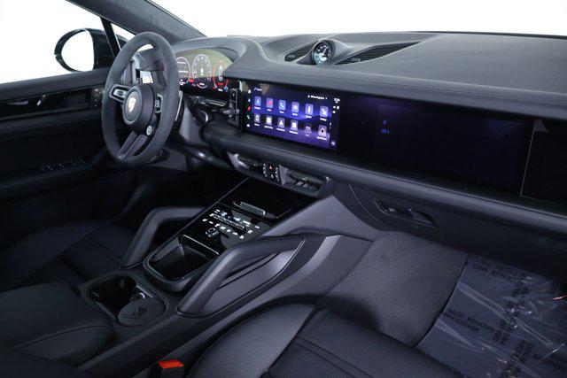 2026 Porsche Cayenne GTS