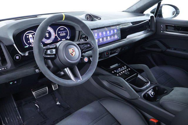 2026 Porsche Cayenne Turbo GT