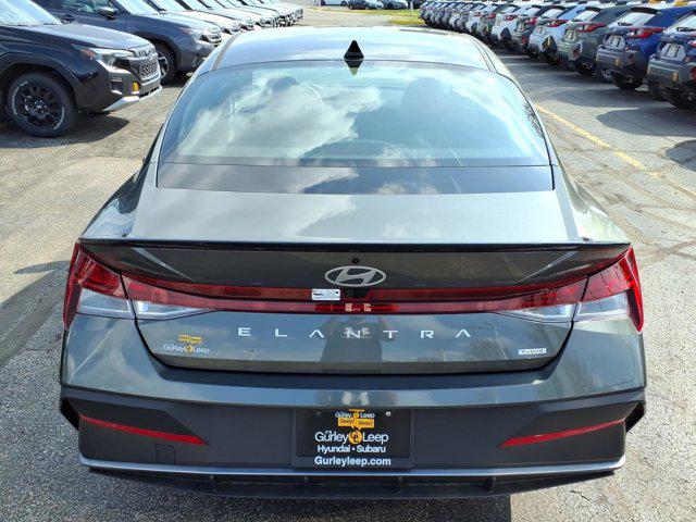 2026 Hyundai Elantra Blue - Photo 8