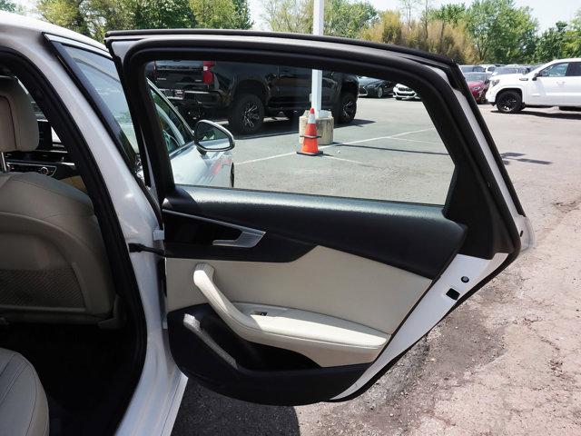 2022 Audi A4 Premium Plus 45 TFSI S line quattro S tronic