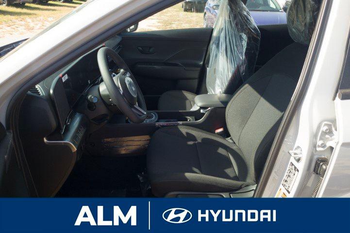 New 2026 Gray HYUNDAI SE FWD image 14