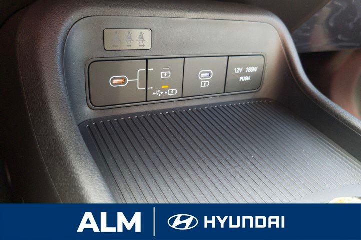 New 2026 Gray HYUNDAI SE FWD image 24