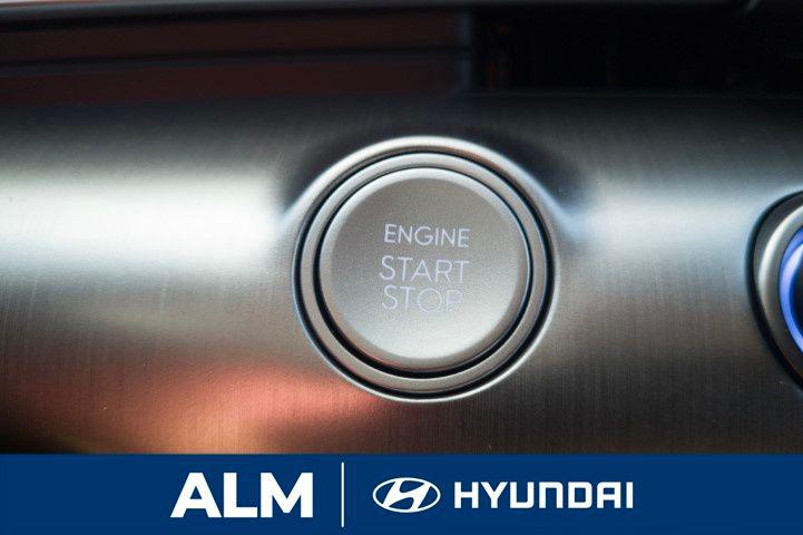 New 2026 Gray HYUNDAI SE FWD image 25