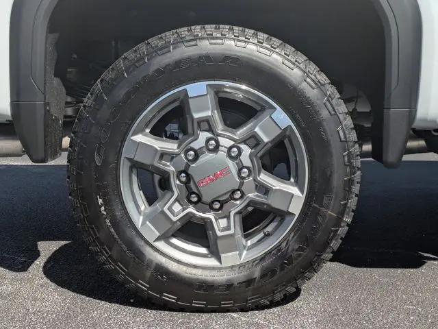 2026 GMC Sierra 3500HD Crew Cab, Long Bed, SLT Dual Rear Wheel, 4WD