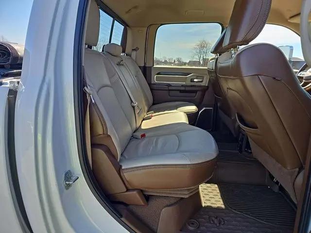 2021 Ram 3500 Laramie Crew Cab 4x4 8' Box