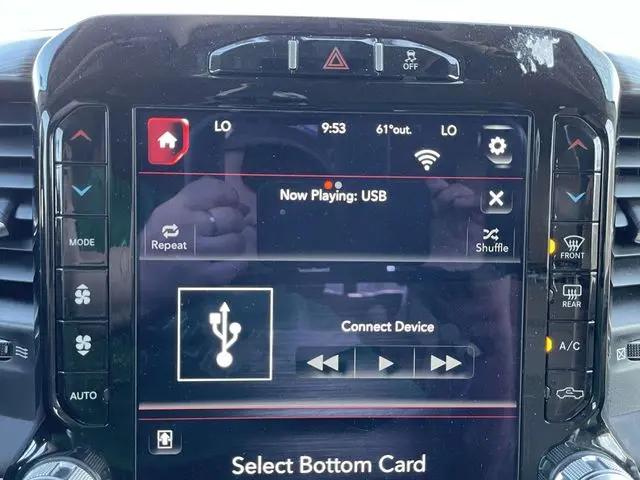 2021 Ram 3500 Laramie Crew Cab 4x4 8' Box