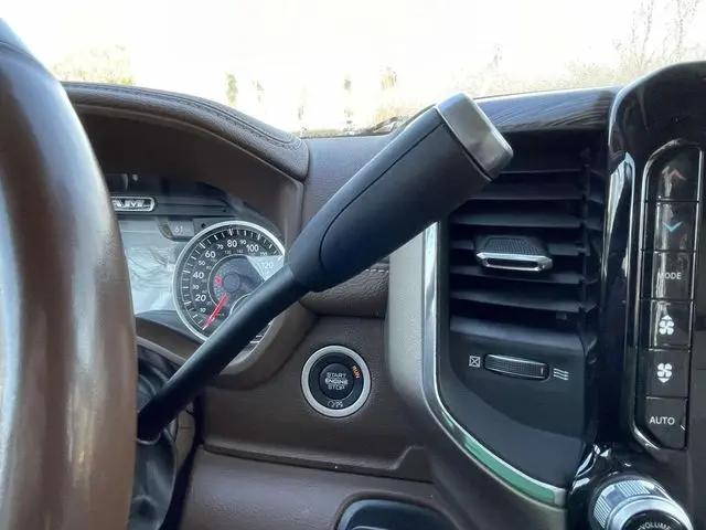 2021 Ram 3500 Laramie Crew Cab 4x4 8' Box
