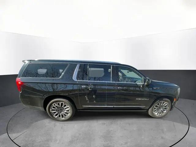 2023 GMC Yukon XL 4WD Denali Ultimate