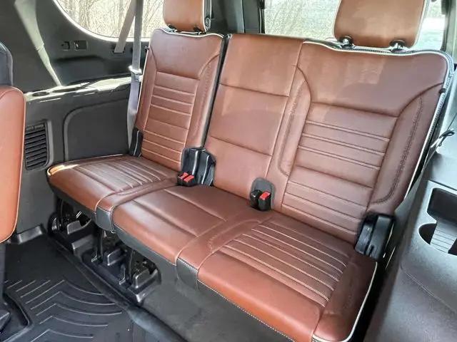 2023 GMC Yukon XL 4WD Denali Ultimate