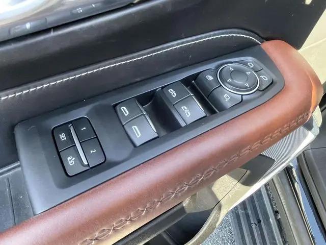 2023 GMC Yukon XL 4WD Denali Ultimate