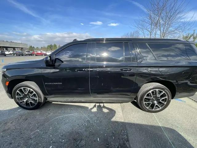 2023 Chevrolet Suburban 4WD RST