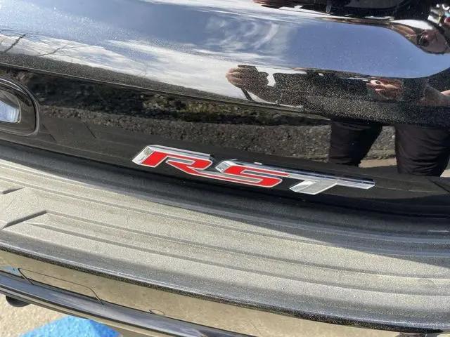 2023 Chevrolet Suburban 4WD RST