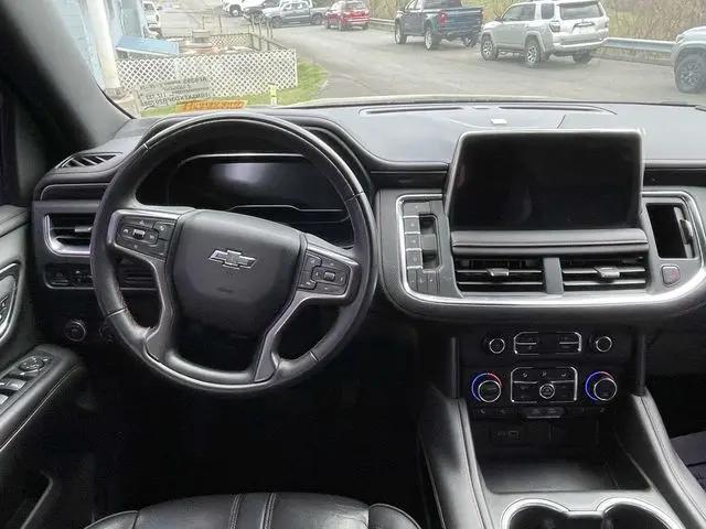 2023 Chevrolet Suburban 4WD RST