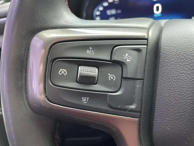 2023 Chevrolet Suburban 4WD RST