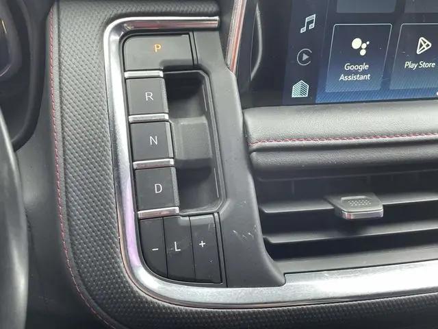 2023 Chevrolet Suburban 4WD RST