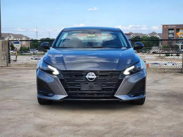 2026 Nissan Altima SV FWD