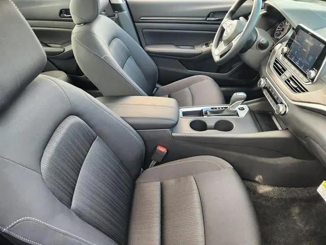 2026 Nissan Altima SV FWD