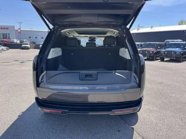 2023 Land Rover Range Rover P530 SE
