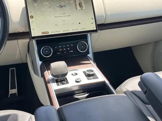2023 Land Rover Range Rover P530 SE