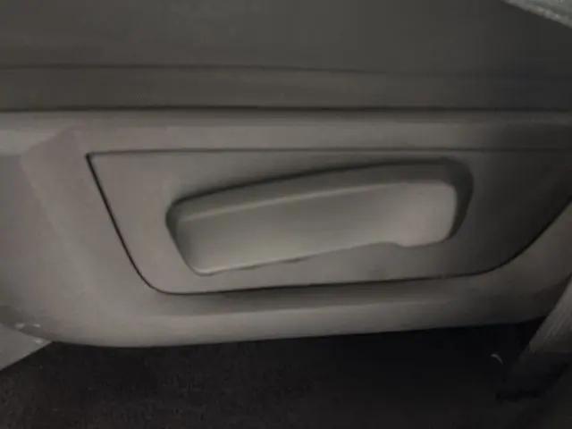 2022 Ram 1500 Classic Warlock Quad Cab 4x4 6'4" Box