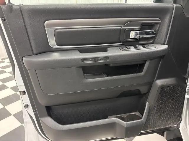 2022 Ram 1500 Classic Warlock Quad Cab 4x4 6'4" Box