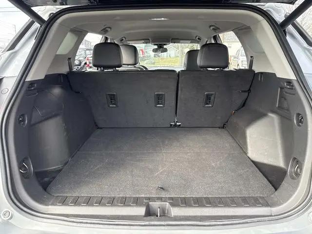 2023 GMC Terrain AWD SLT