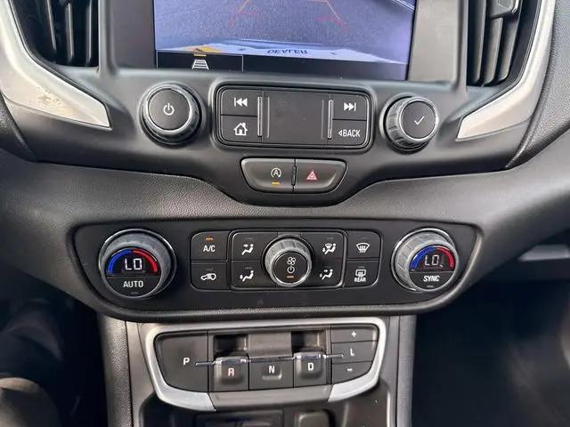2023 GMC Terrain AWD SLT