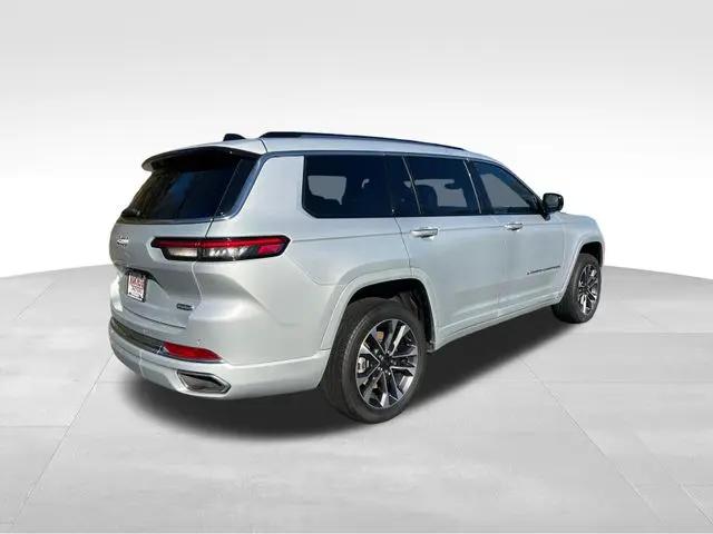 2023 Jeep Grand Cherokee L Overland 4x4