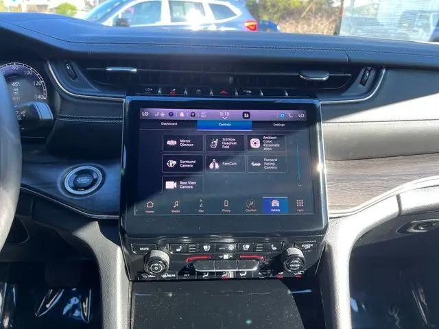 2023 Jeep Grand Cherokee L Overland 4x4