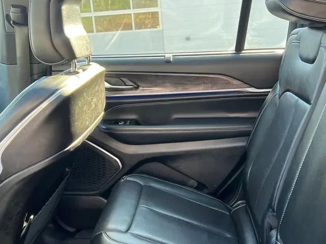 2023 Jeep Grand Cherokee L Overland 4x4