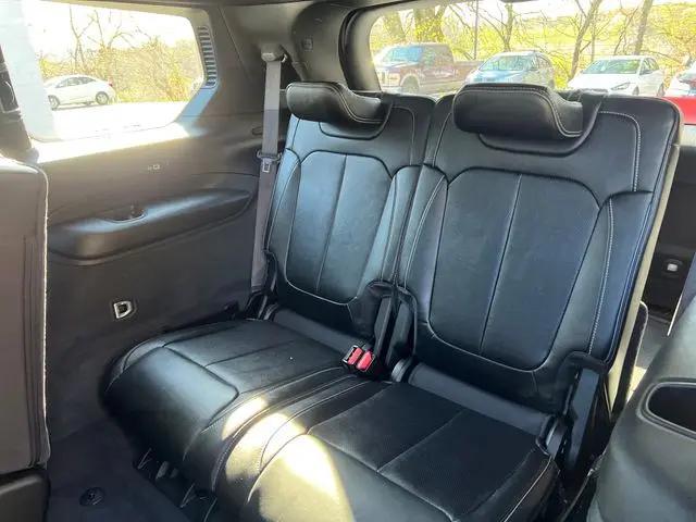 2023 Jeep Grand Cherokee L Overland 4x4