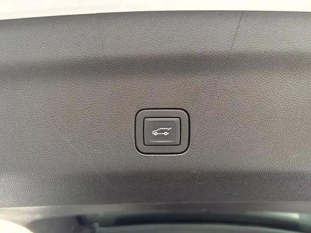 2025 Chevrolet Tahoe 4WD LT