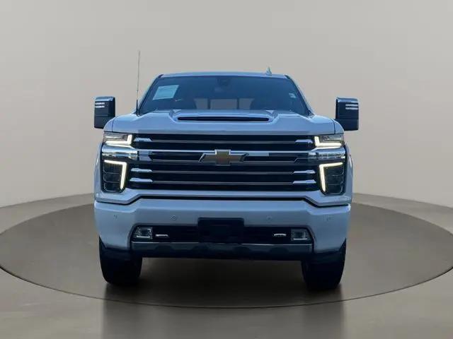 2023 Chevrolet Silverado 2500HD 4WD Crew Cab Standard Bed High Country