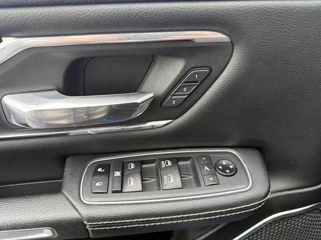 2021 Ram 1500 Laramie Crew Cab 4x4 5'7" Box
