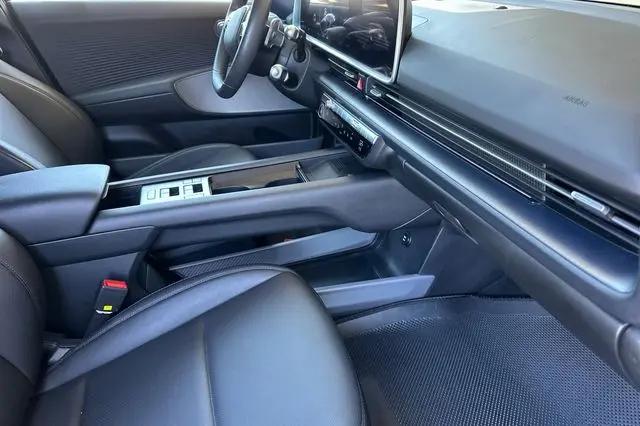 2024 Hyundai IONIQ 6 SEL