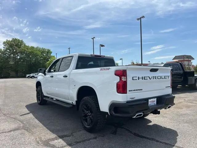 2026 Chevrolet Silverado 1500 4WD Crew Cab Short Bed Custom Trail Boss