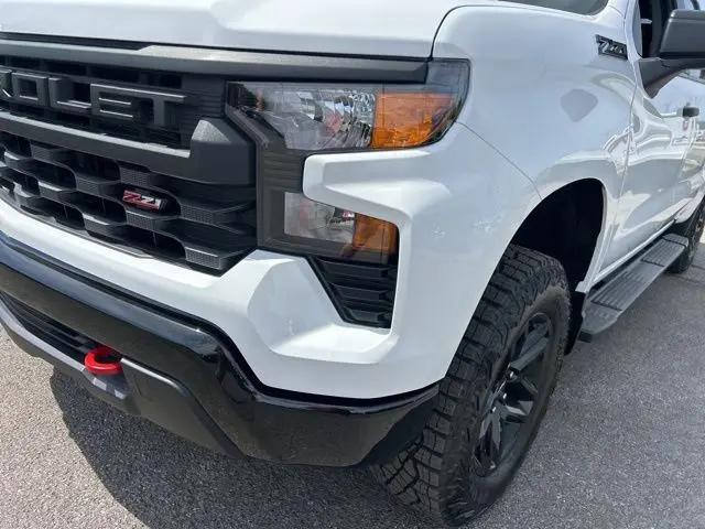 2026 Chevrolet Silverado 1500 4WD Crew Cab Short Bed Custom Trail Boss