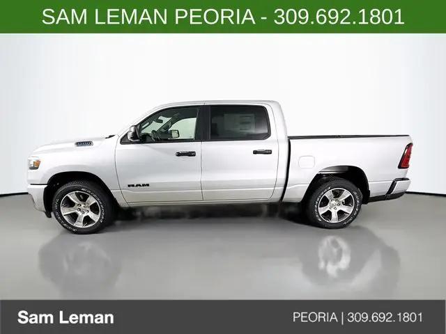 2026 Ram 1500 Express Crew Cab 4x4 57 Box