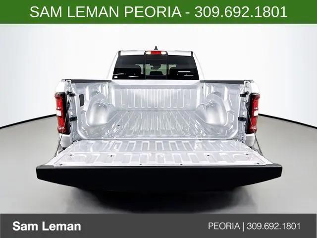 2026 Ram 1500 Express Crew Cab 4x4 57 Box