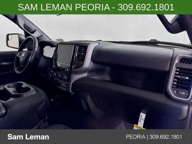 2026 Ram 1500 Express Crew Cab 4x4 57 Box
